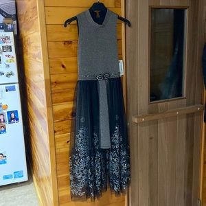 Long length unbelievably gorgeous dress, size 14 for a girl